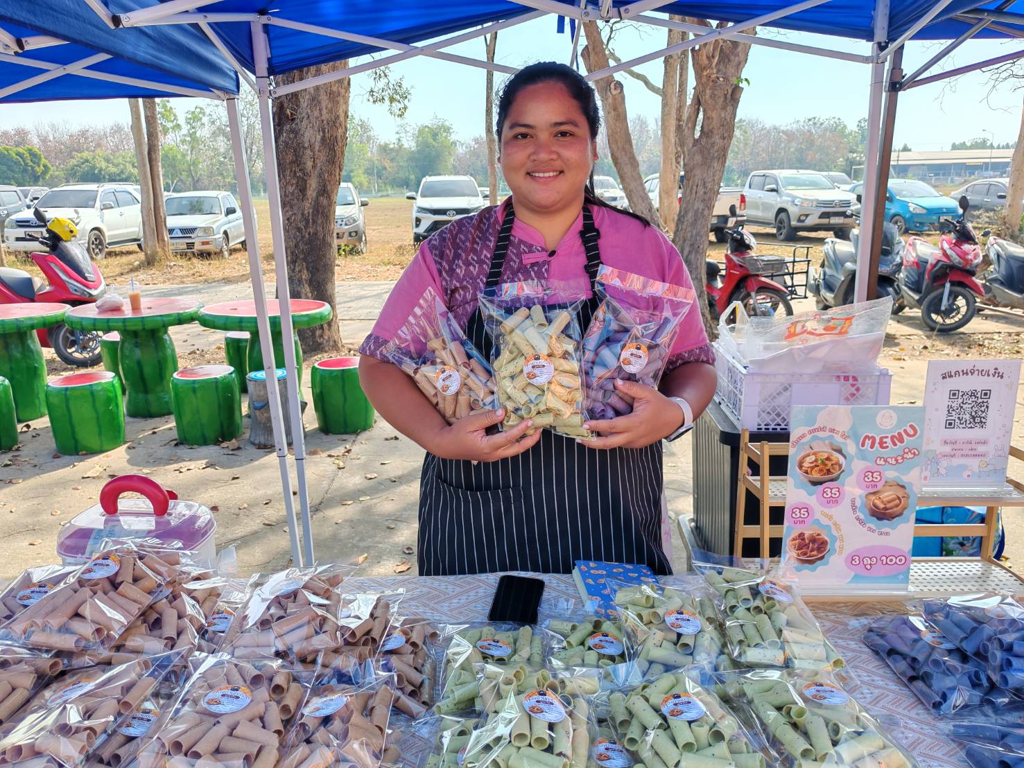 พช.แคนดง ปลื้ม! ผลสำเร็จโครงการพัฒนา OTOP กลุ่ม Quadrant D ยกระดับ “ทองม้วน” สู่ 3 รสชาติใหม่ โดนใจตลาด