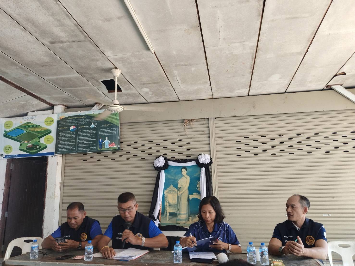 GROWTH TEAM BURIRAM PLUS : CDD Khaen Dong จังหวัดบุรีรัมย์ - พช.แคนดง ประชุมคณะกรรมการตำบล (กต.) ตำบลหัวฝาย ณ ศาลาประชาคมบ้านโคกสว่าง หมู่ที่ 6 ตำบลหัวฝาย