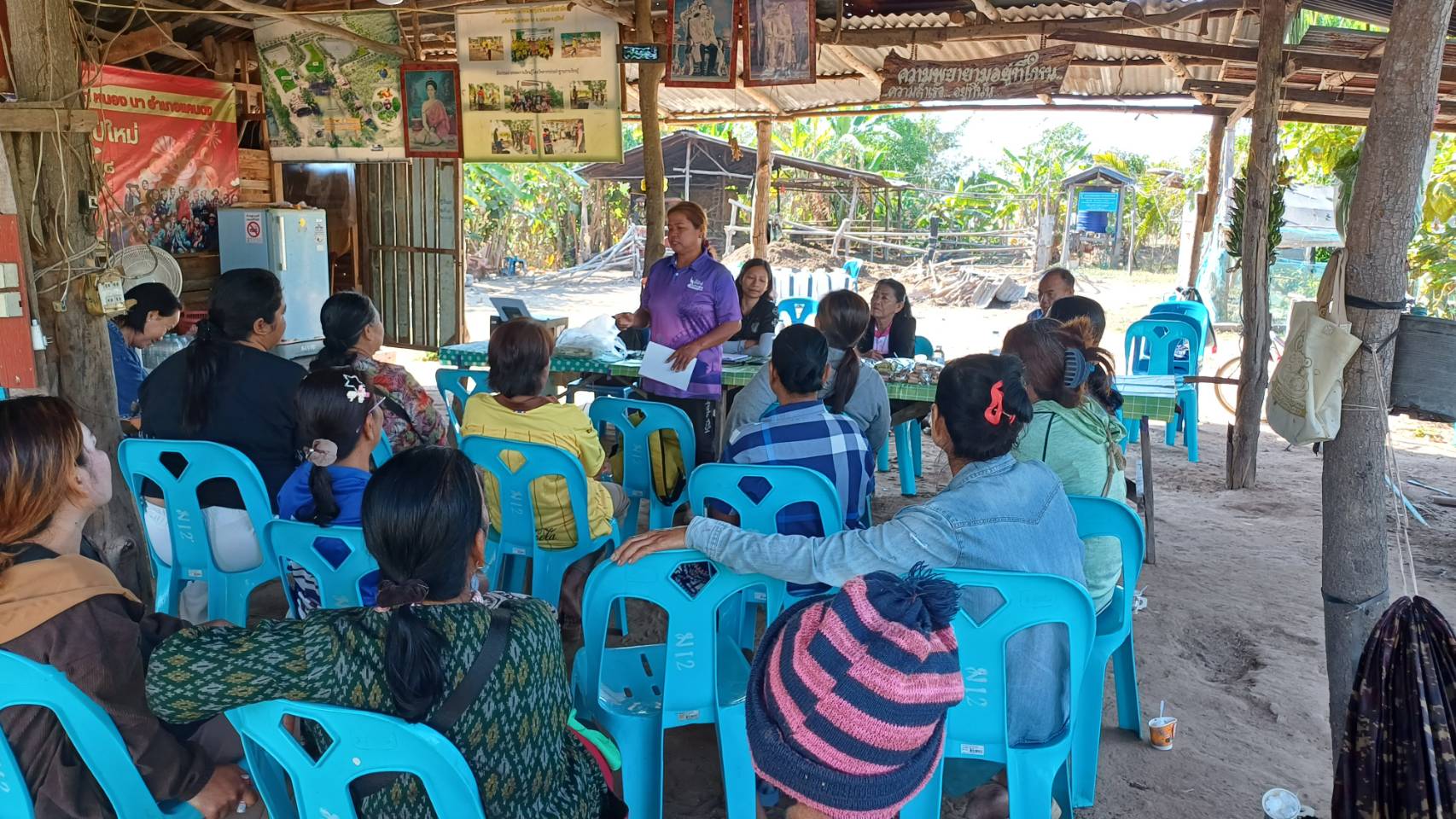 GROWTH TEAM BURIRAM PLUS : CDD Khaen Dong “จากทฤษฎีสู่ทางรอด!” สตรีตำบลดงพลอง บุก ‘โคกหนองนาอนุลาวัลธ์’ ต่อยอดพลังเศรษฐกิจพอเพียง สู้ยุคค่าครองชีพสูง